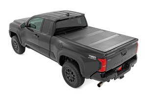 Toyota Tacoma Hard Tri-Fold Flip Up Bed Cover - 6' Bed - Rough Country - 2024+